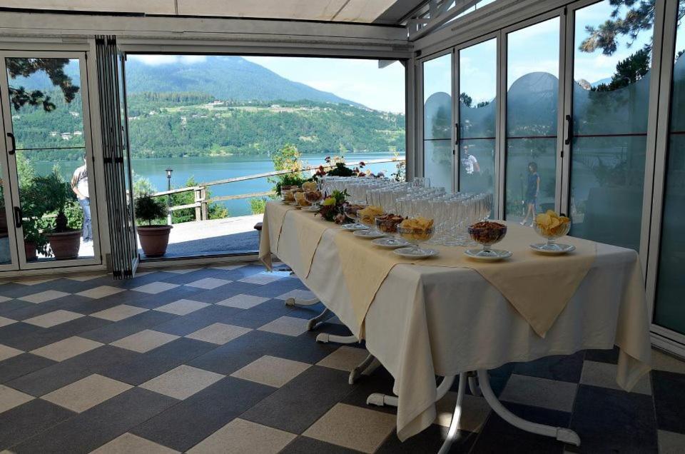 פרג'ינה ולסוגאנה Happy Days Sul Lago מראה חיצוני תמונה